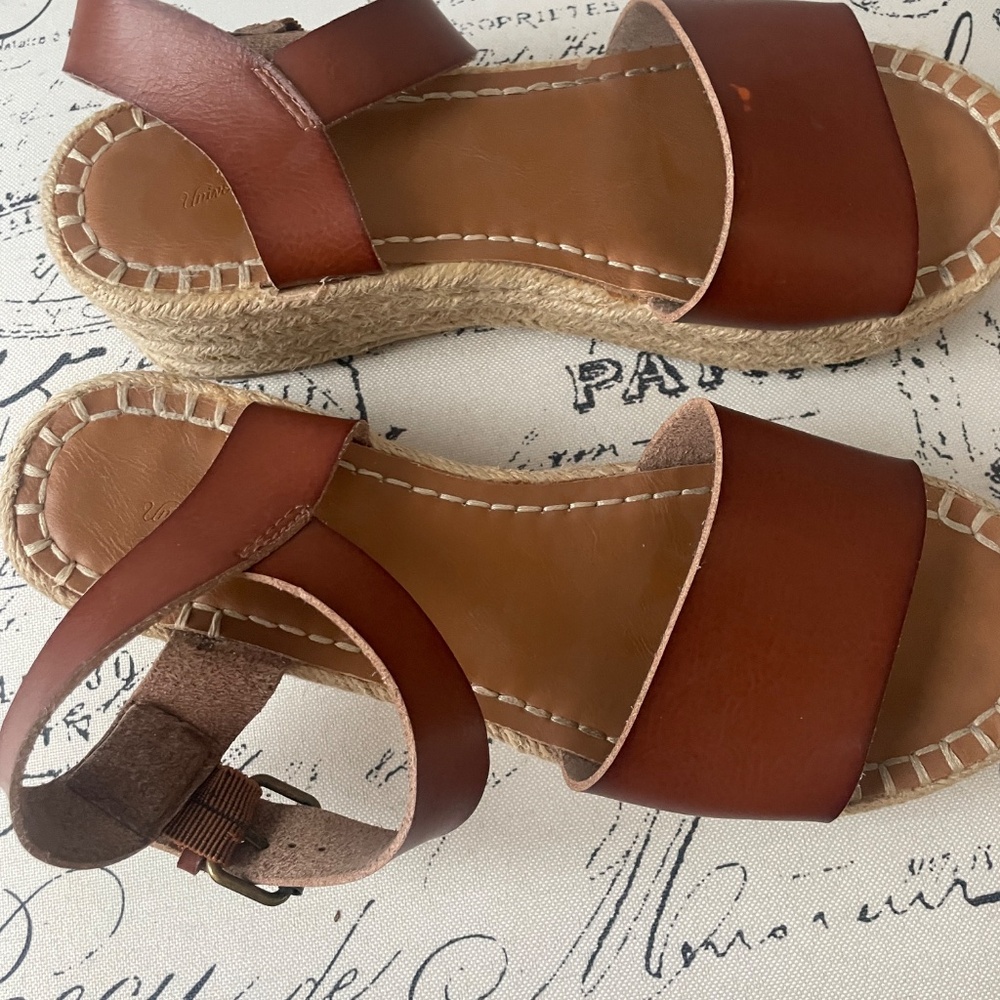 Universal Threads - image 2